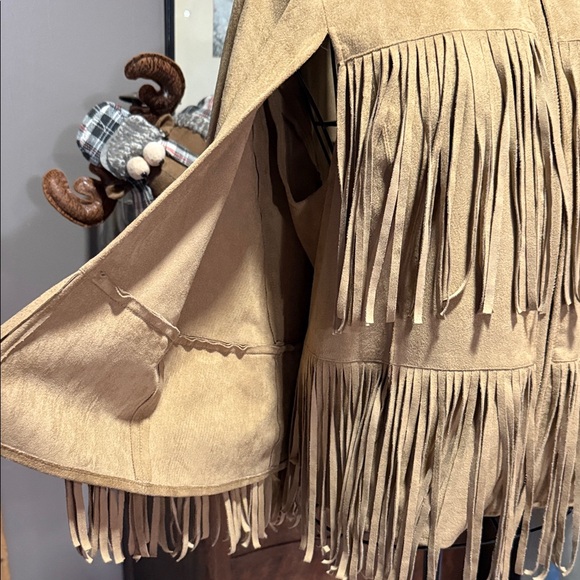 Chic Tan Fringe Suede Like Jacket - Picture 5 of 8